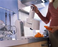 Кухонный комбайн — верный помощник современной хозяйки. Источник http://mirtovara.ru