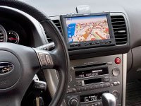 Автонавигатор помогает водителю лучше ориентироваться в дороге. Источник http://moscow.dorus.ru
