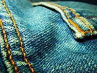 Шорты, юбка или сумка из старых джинсов своими руками. Источник http://womanshoping.ru