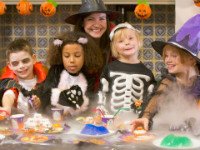 Костюмы для Хэллоуина станут удачным дополнением и на детском празднике, и на взрослой вечеринке. Источник http://www.holiday-in-odessa.com