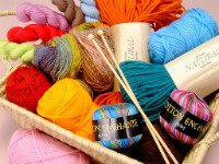 Разнообразие ниток для вязания. Источник http://www.knit.com.ua