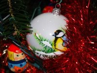 Спрашивайте идеи для украшения новогодней елки у бабушек и дедушек. Источник http://blogspot.com