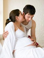 Молодые родители, как правило, не знают, что необходимо взять в роддом. Источник http://www.mamam-papam.ru