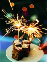 Украшение дома, бенгальские огни — неотъемлемый атрибут детского Нового года. Источник http://images02.olx.ru