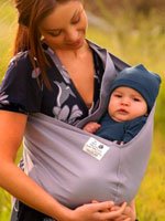 Слинг-карман, положение малыша в «колыбельке». Источник http://www.happy-giraffe.ru