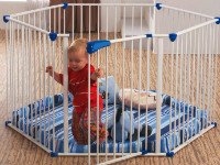 Манеж для детей — детки в клетке. Источник http://edmgroup.ru