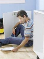 Сборка мебели не терпит спешки. Источник http://www.sborkann.ru