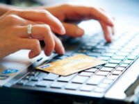 Совершить онлайн-покупку авиабилетов будет удобнее при наличии банковской карты. Источник http://samolet4u.ru
